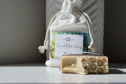 OATMEAL MILK & HONEY BAR SOAP